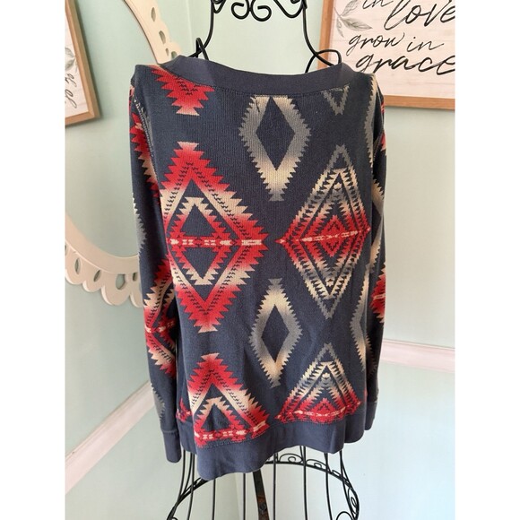 Ralph Lauren Chaps Women's Aztec Southwest Print Thermal Shirt Size PL - Picture 2 of 5